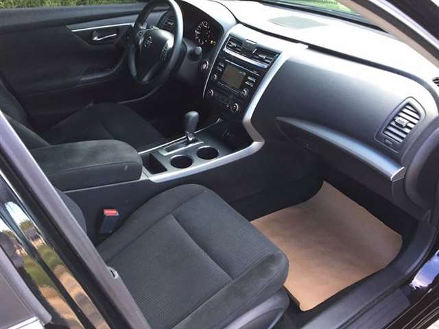 Nissan Altima 2015 photo 14